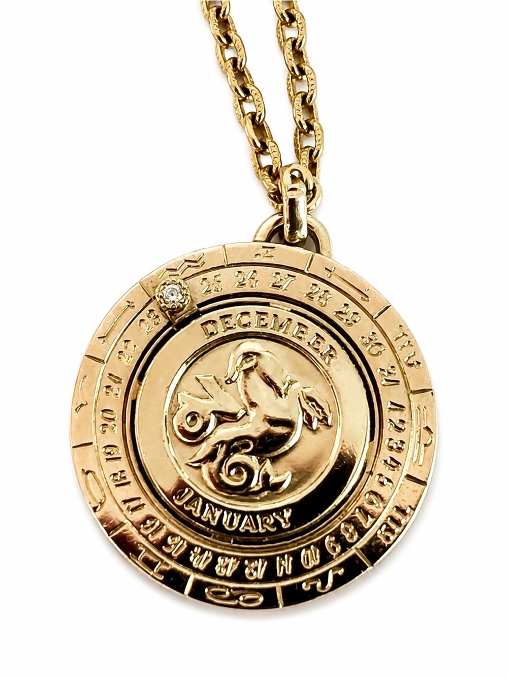 𝑹𝒂𝒓𝒆 Vintage Pierre Cardin Capricorn Zodiac 1970s Pendant Necklace